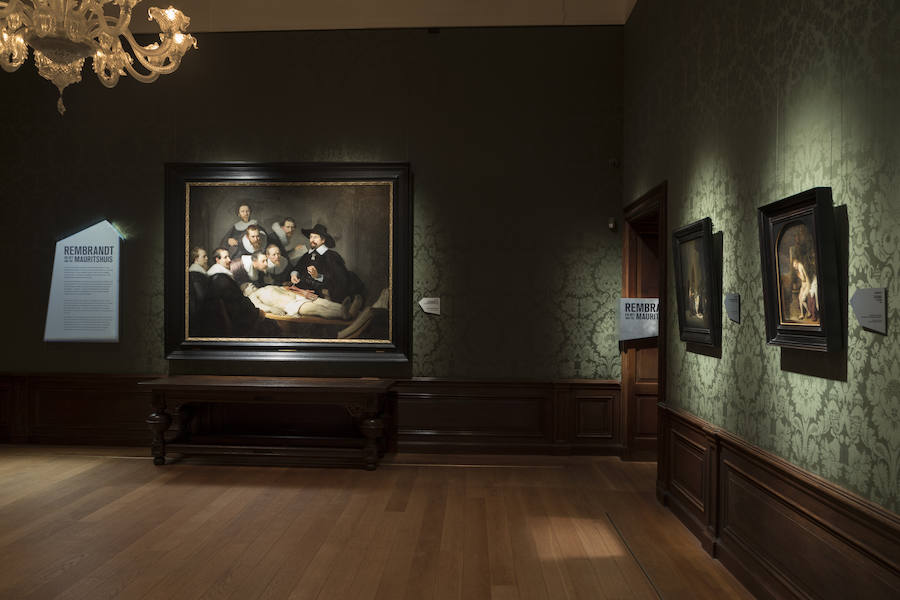 Holanda celebra el genio rebelde de Rembrandt. El Rijksmusem muestra completa su fabulosa colección del innovador y herético 'maestro de la luz' junto a otros museos del país. Imágenes facilitadas por los distintos museos: Rijksmuseum, Casa Rembrandt, Mauritshuis, organización del año Rembrandt y Royal Delft.