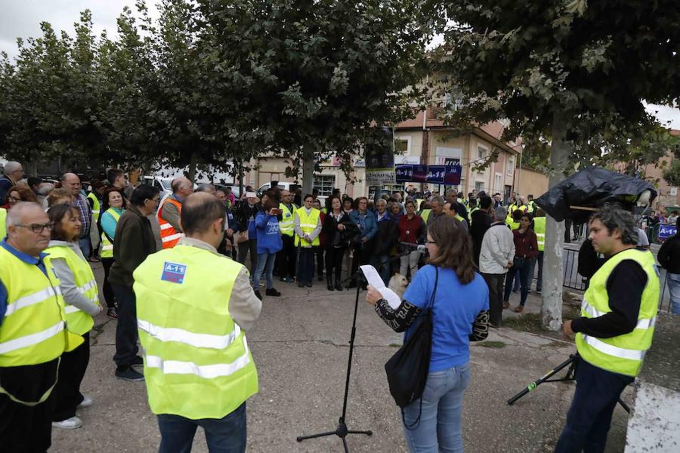 Corte de la Autovía del Duero (A-11) a su paso por la localidad vallisoletana de Peñafiel