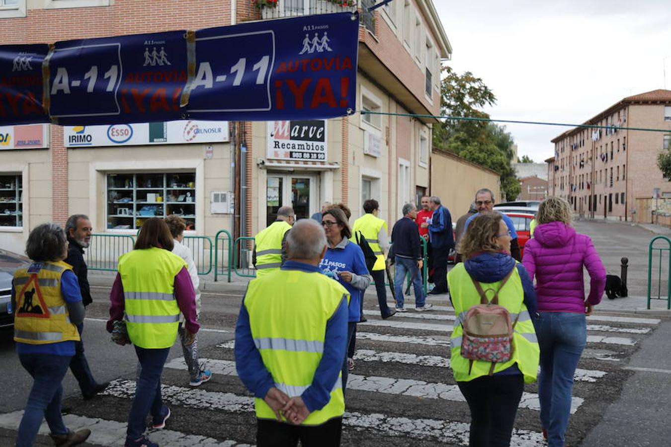 Corte de la Autovía del Duero (A-11) a su paso por la localidad vallisoletana de Peñafiel