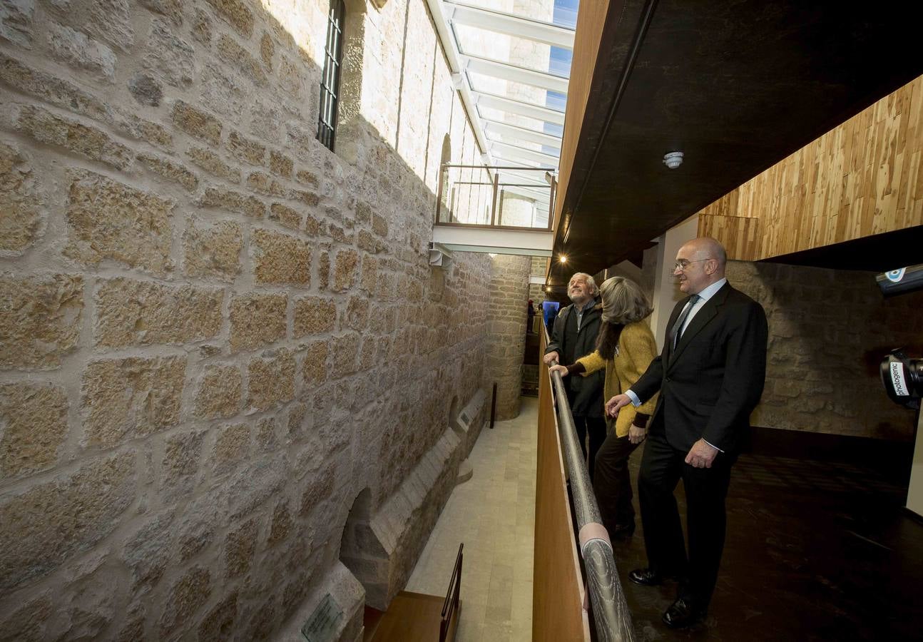 La Diputación de Valladolid destina 2,25 millones a recuperar la fortaleza 'mágica' para convertirla en referencia nacional y europea : en el castillo de los castillos