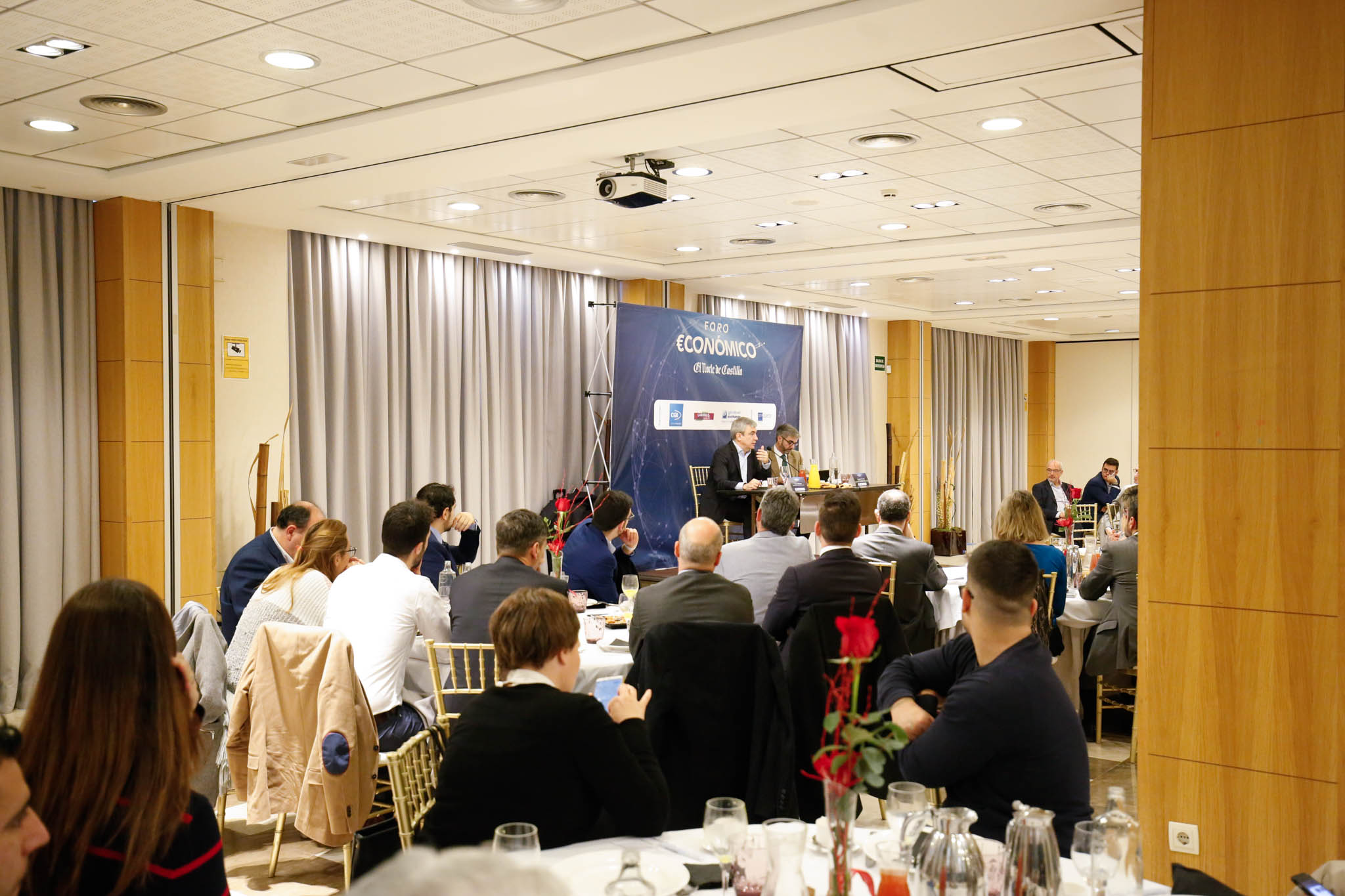 El candidato de Ciudadanos al Parlamento Europeo advierte sobre el «peligro serio» de los populismos para España y para la propia supervivencia de la Unión Europea