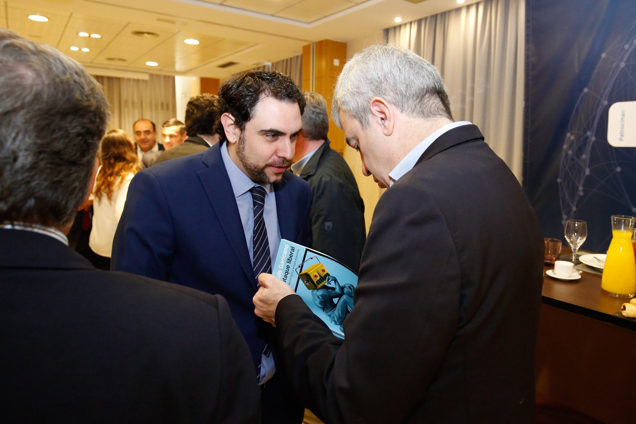 El candidato de Ciudadanos al Parlamento Europeo advierte sobre el «peligro serio» de los populismos para España y para la propia supervivencia de la Unión Europea