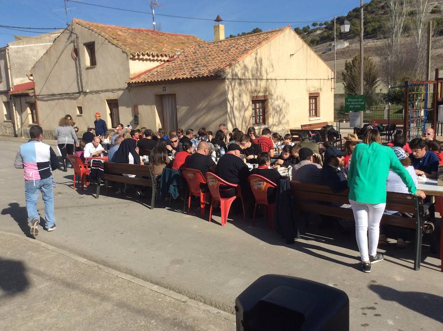 Fotos: Robladillo celebra su tradicional matanza