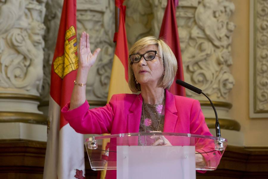 Fotos: La doctora Verónica Casado, nueva hija predilecta de Valladolid