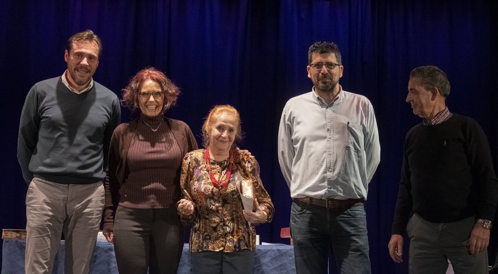 El centro cívico José Luis Mosquera acogió ayer el acto presidido por el alcalde de la ciudad, Óscar Puente
