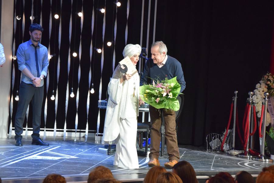 Fotos: Concha Velasco, premio AMGu de honor en Guardo