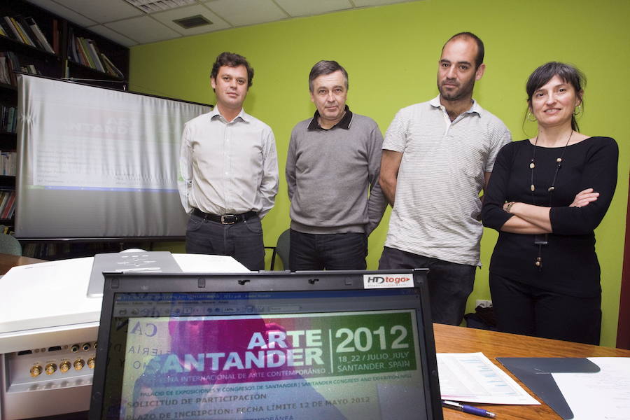 Javier Hontoria, tercero por la izquierda, 