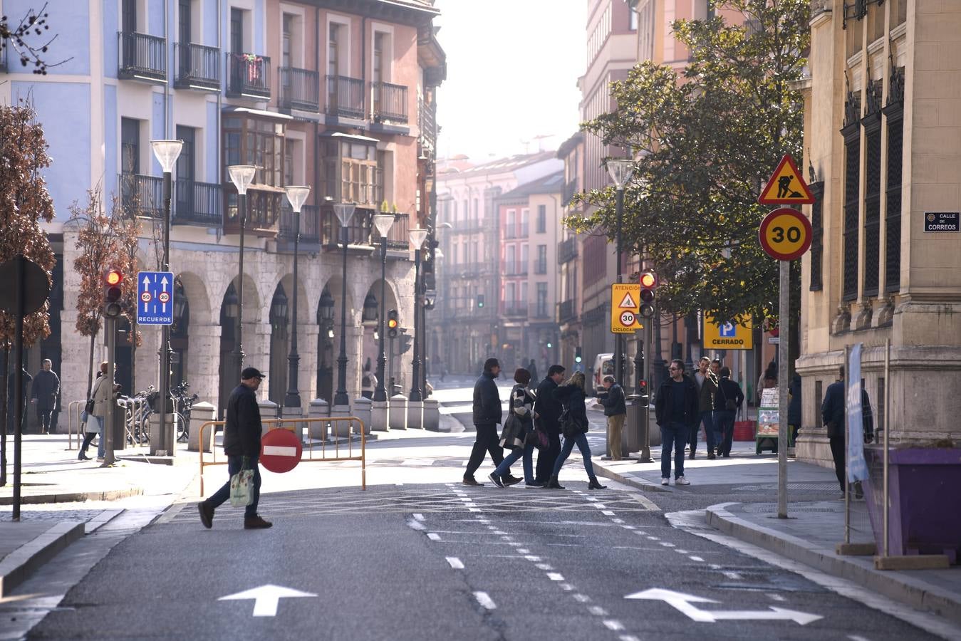 La usencia de viento y lluvias en los próximos días dificultará la reducción de la polución