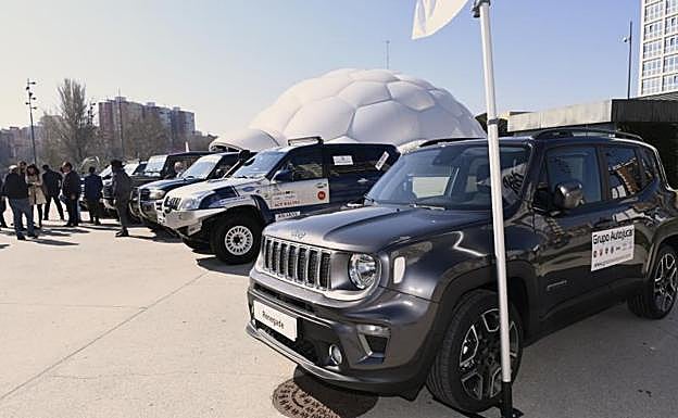 Roberto Carranza y Ana redondo, hoy, en la presentación del rally solidario.