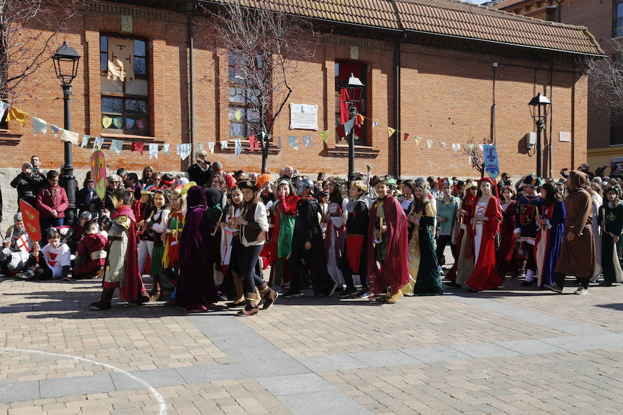 Fotos: El colegio Jorge Manrique realiza un carnaval de leyenda, con la boda de ¡El Cid¡