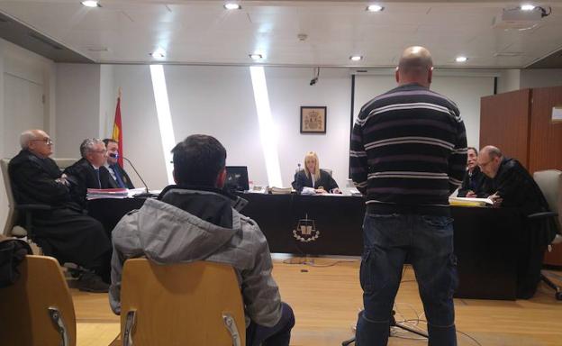 Uno de los acusados, durante su declaración. 