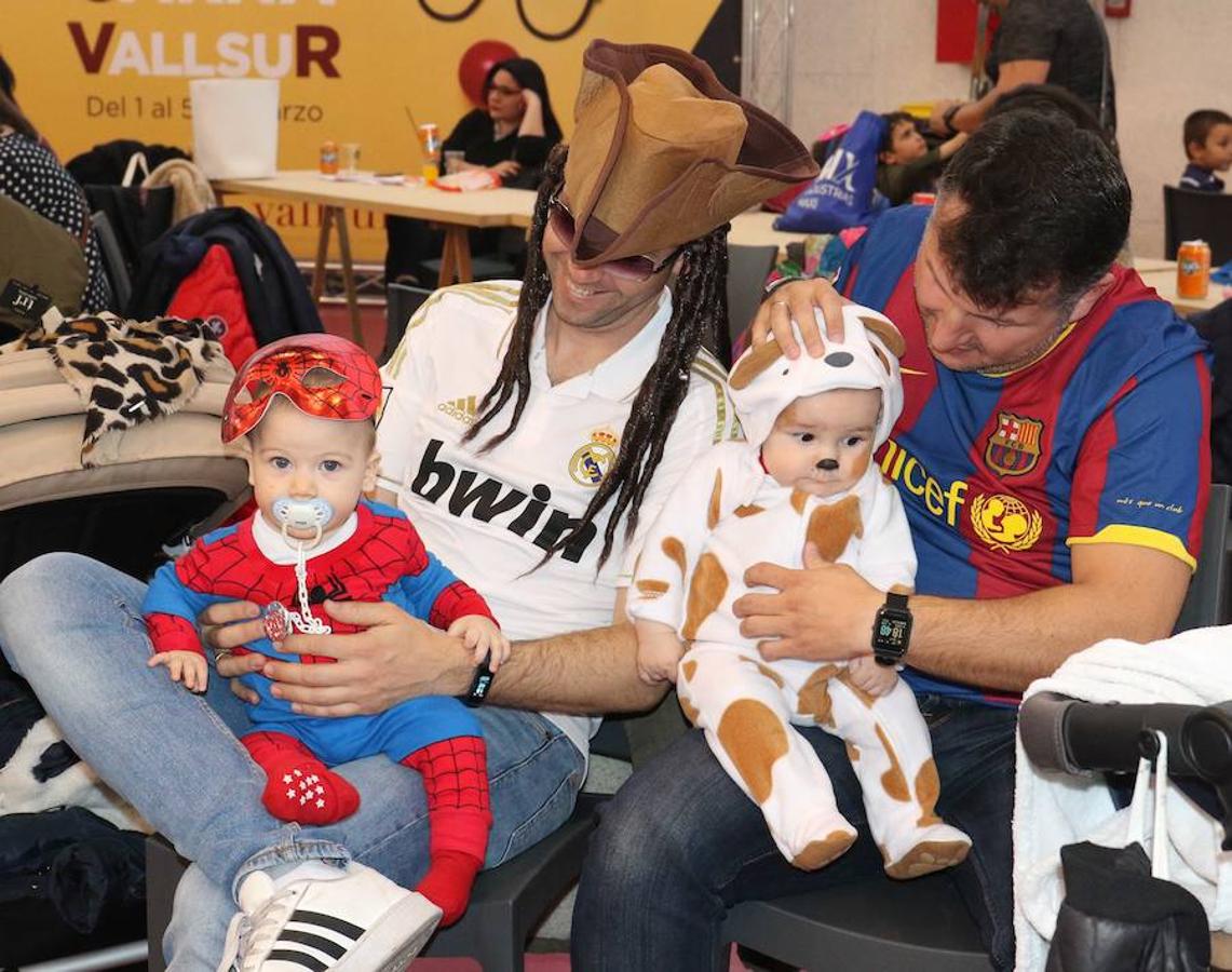 Pregón y actividades de carnaval en la Cúpula del Milenio.