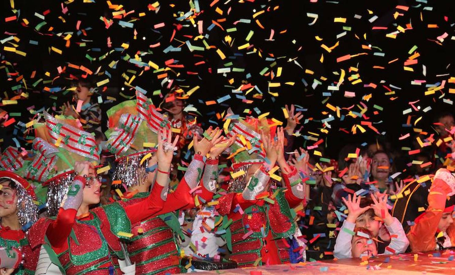 Fotos: Fiesta de carnaval en LAVA de Valladolid