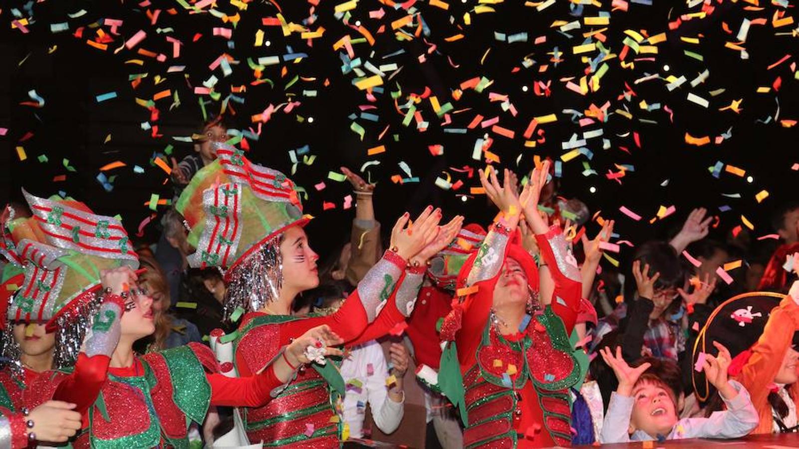 Fotos: Fiesta de carnaval en LAVA de Valladolid