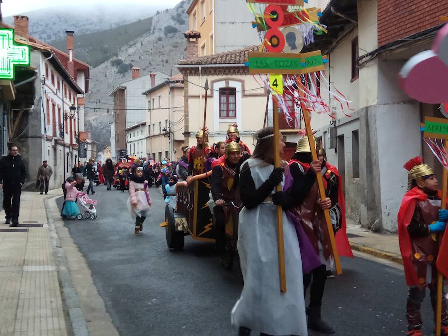 Fotos: Defile de Carnaval en Velilla