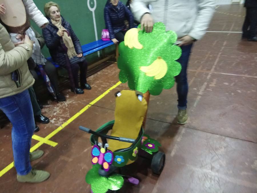 Fotos: Defile de Carnaval en Velilla