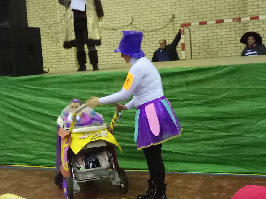 Fotos: Defile de Carnaval en Velilla
