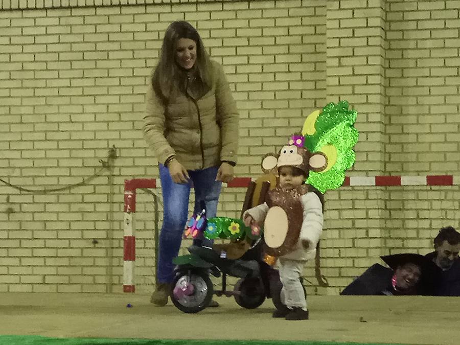 Fotos: Defile de Carnaval en Velilla