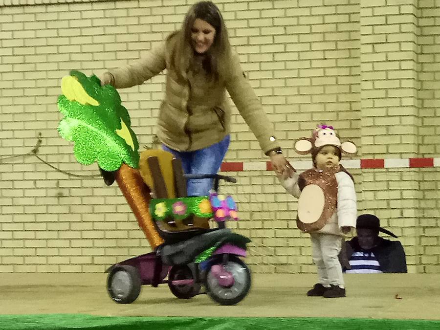 Fotos: Defile de Carnaval en Velilla