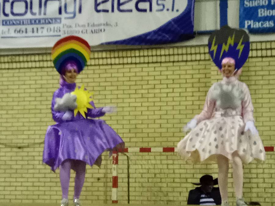 Fotos: Defile de Carnaval en Velilla