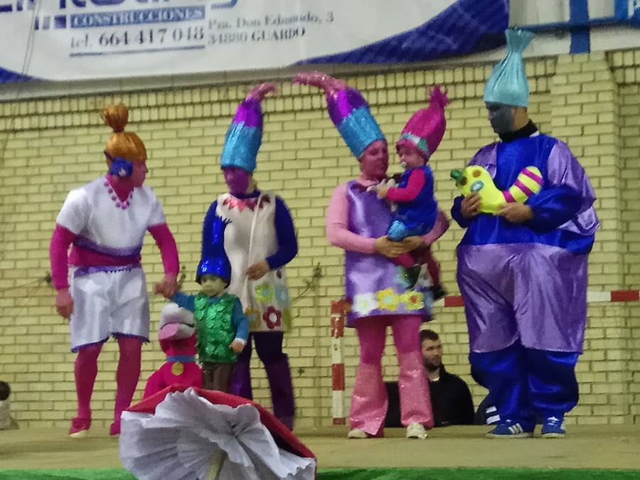 Fotos: Defile de Carnaval en Velilla