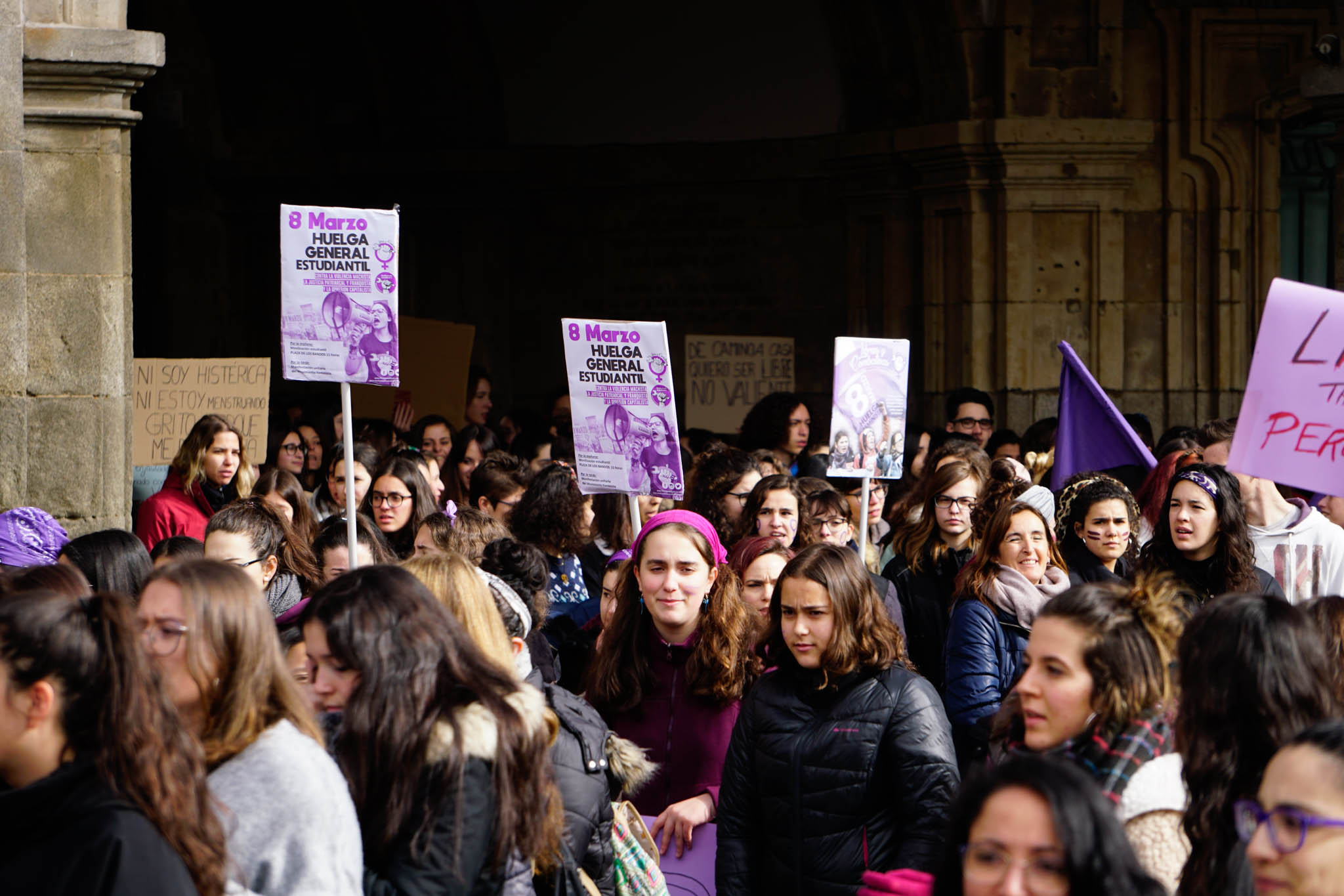 Fotos: Concentración estudiantil del 8-M en la plaza de los Bandos de Salamanca