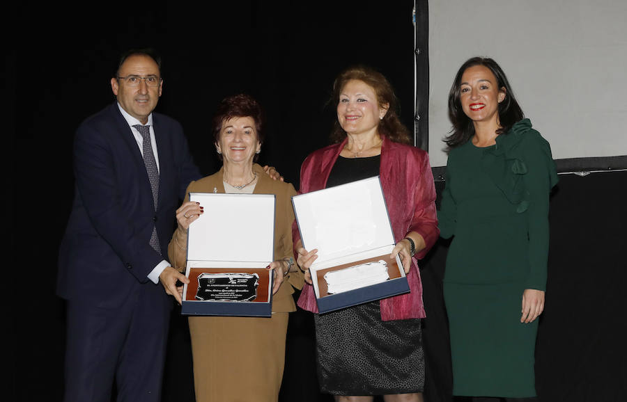 Fotos: Palencia se manifiesta en el Día de la Mujer