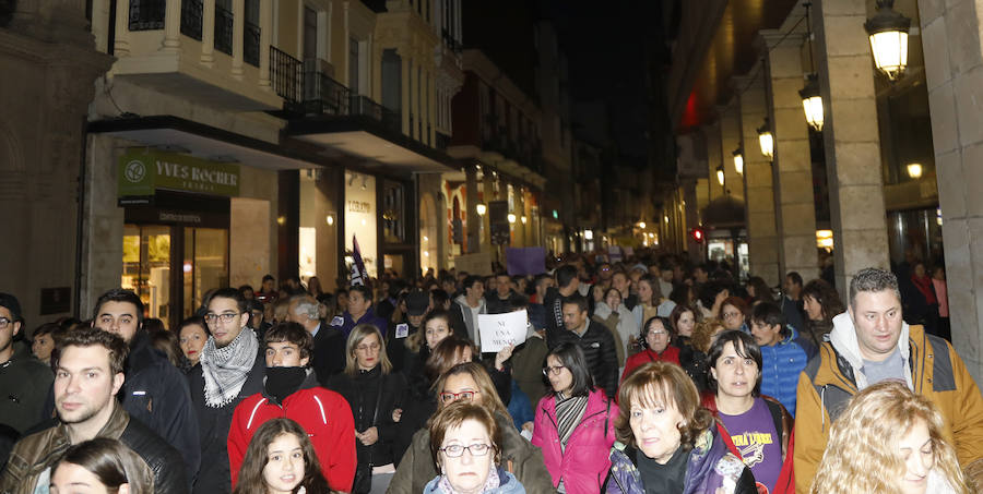 Fotos: Palencia se manifiesta en el Día de la Mujer