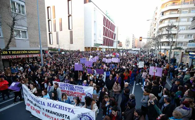 Galería. Manifestación general del 8-M en Salamanca. 