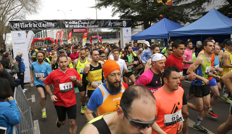 Fotos: IX Media Maraton El Norte de Castilla ciudad de Palencia