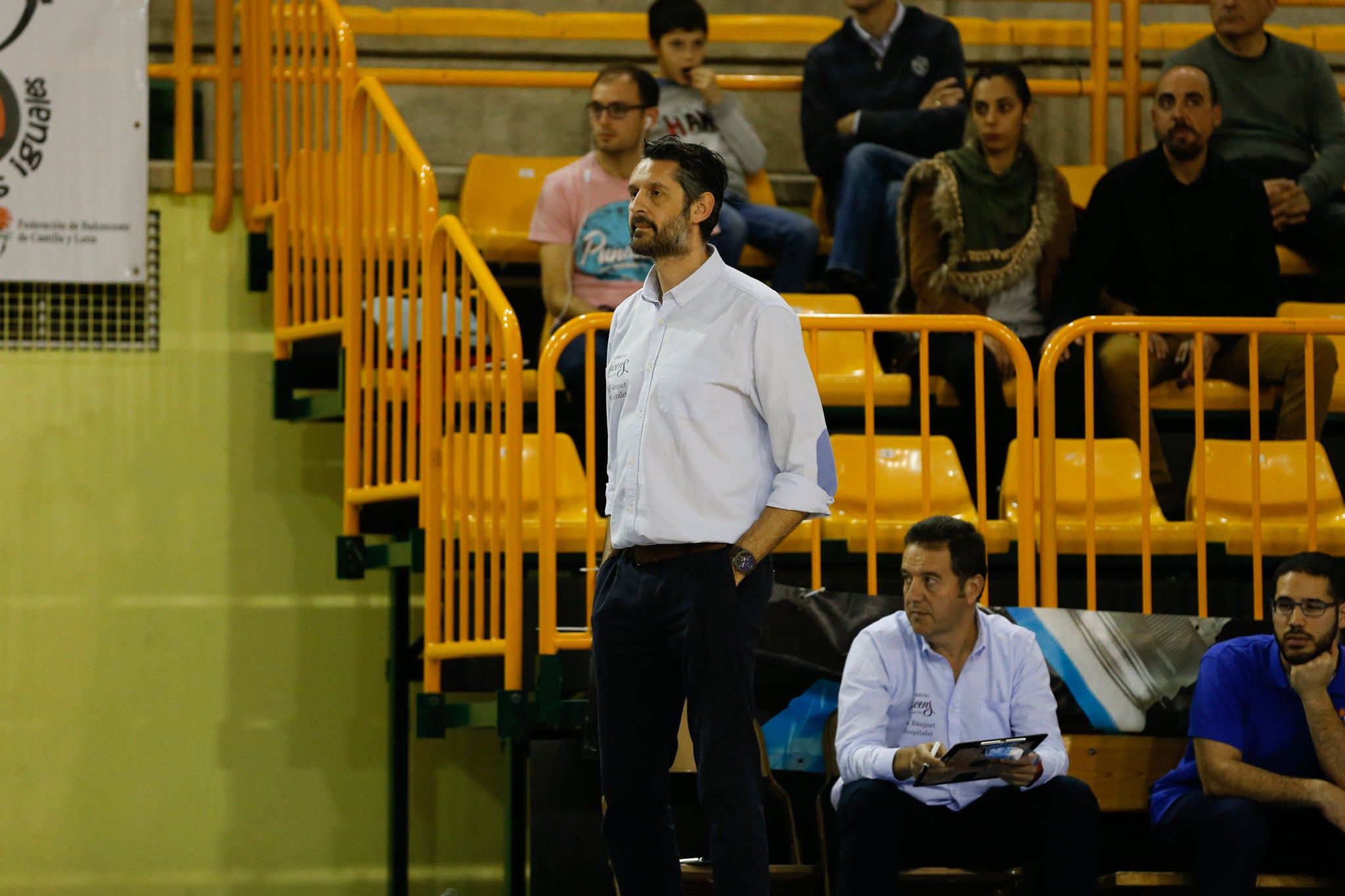 El equipo salmantino suma su quinta victoria y abandona el farolillo rojo del grupo de la permanencia