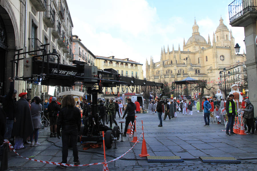 Fotos: Rodaje de una película china en la Plaza Mayor de Segovia