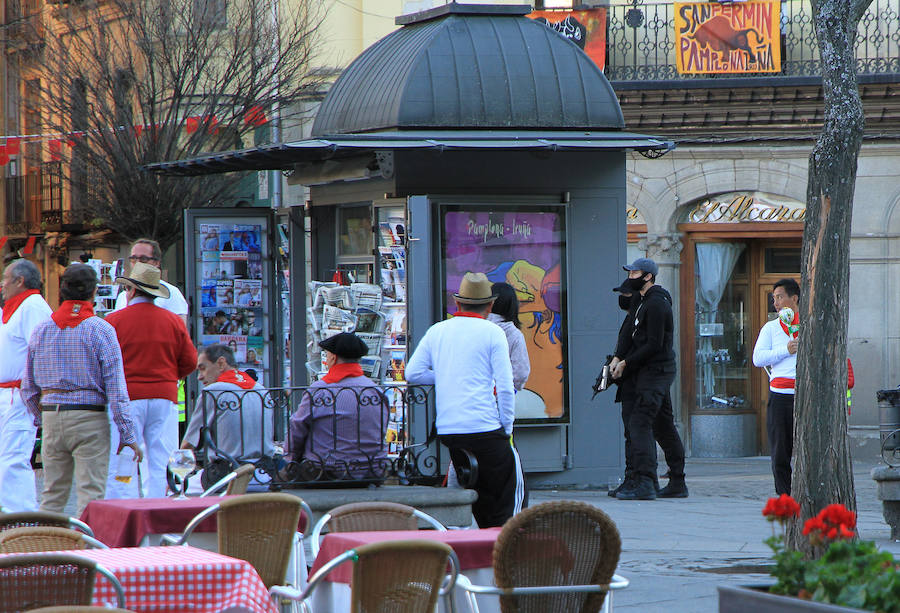 Fotos: Rodaje de una película china en la Plaza Mayor de Segovia