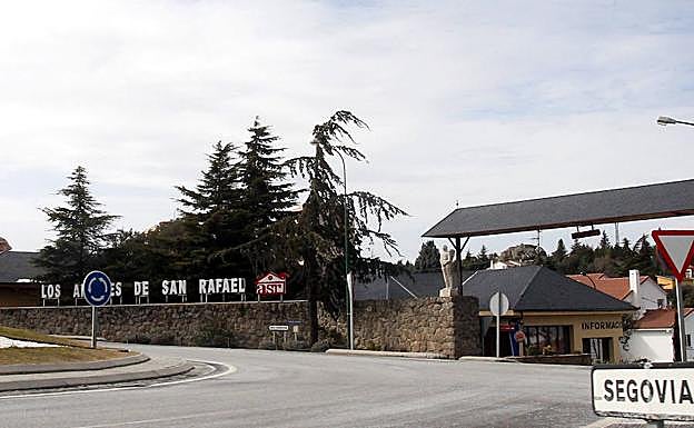 Entrada a Los Ángeles de San Rafael. 