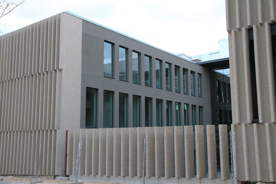 Nuevos edificios construidos en el campus María Zambrano.