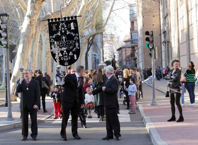 Fotos: Vía Crucis por las calles de Valladolid