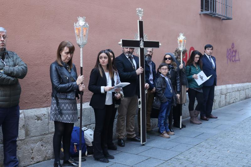 Fotos: Vía Crucis por las calles de Valladolid