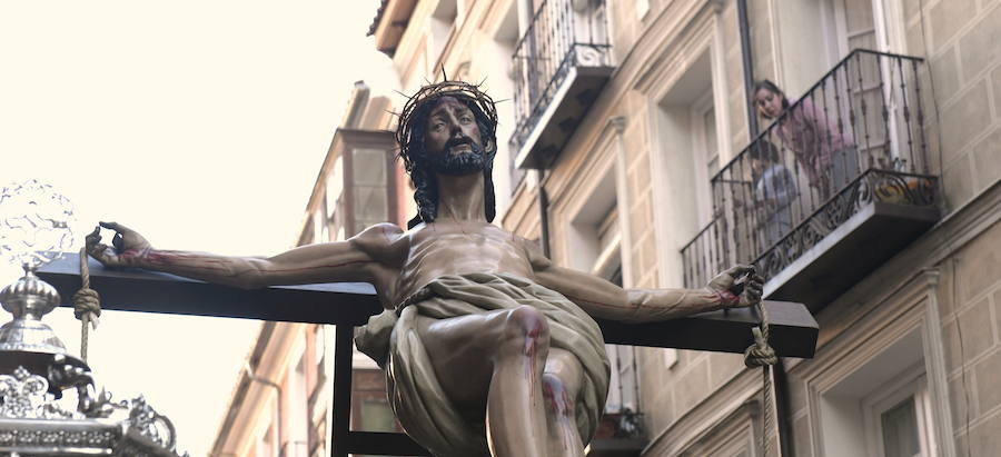 Fotos: Procesión extraordinaria por el 75 aniversario de la Exaltación de la Cruz