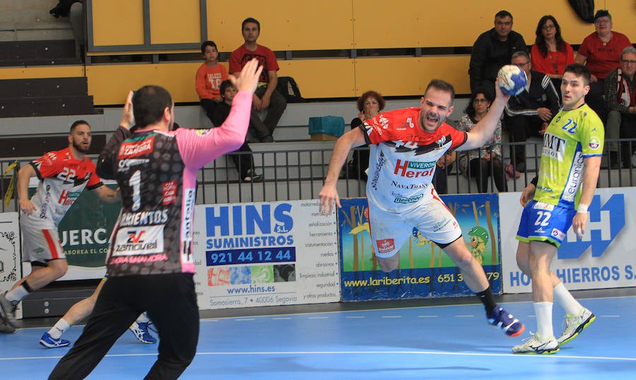 Fotos: Balonmano Nava - Zamora