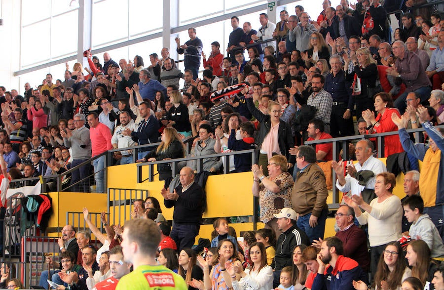 Fotos: Balonmano Nava - Zamora