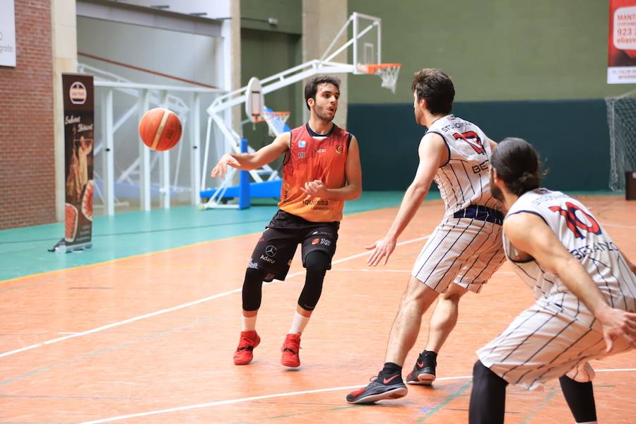 Fotos: Aquimisa Carbajosa vs Santo Domingo de Betanzos