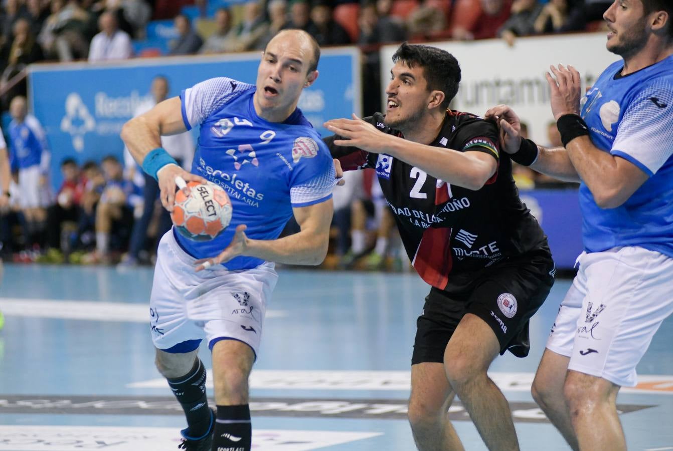 Los de Pisonero apelaron a la heroica tras el desenso, pero el partido ya estaba sentenciado en la primera mitad