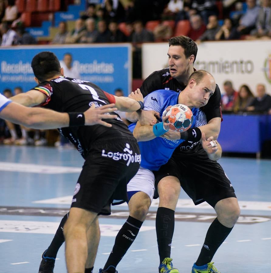 Los de Pisonero apelaron a la heroica tras el desenso, pero el partido ya estaba sentenciado en la primera mitad