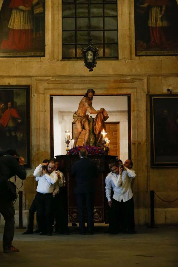 Via Cruis de Jesús Flagelado en la Clerecía de Salamanca.