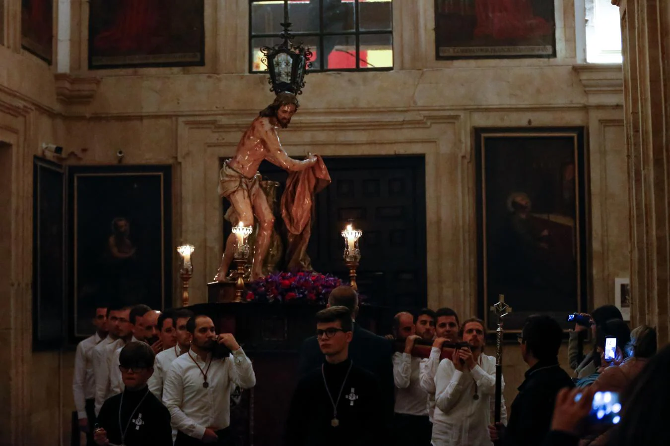 Via Cruis de Jesús Flagelado en la Clerecía de Salamanca.