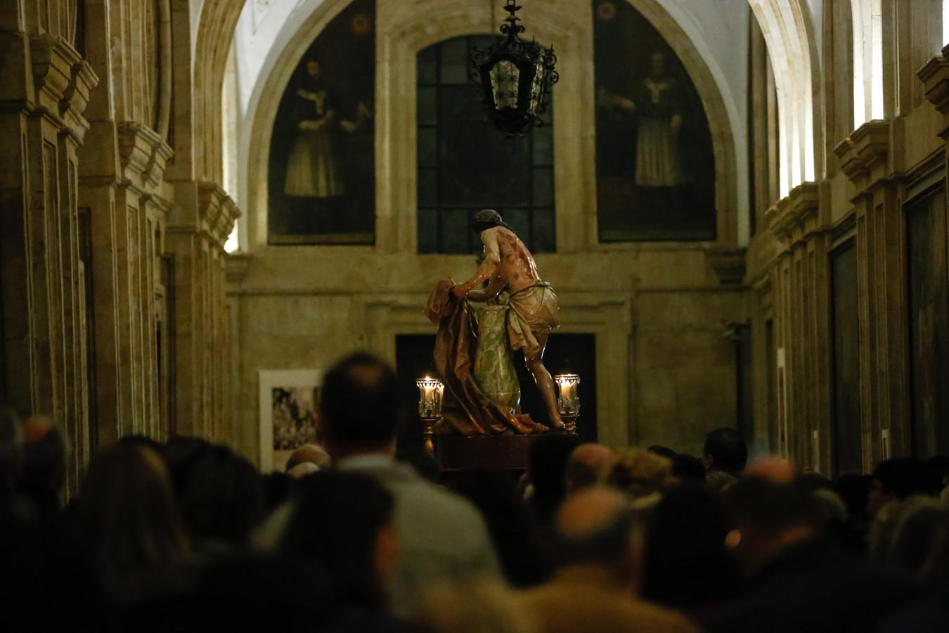 Via Cruis de Jesús Flagelado en la Clerecía de Salamanca.