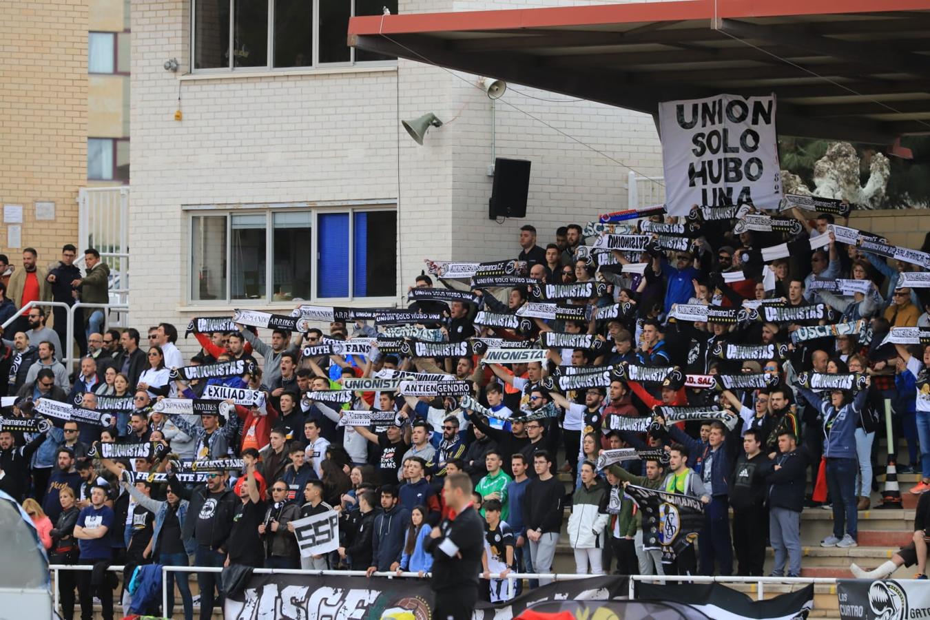 Fotos: Partido entre el Unionistas y Fuenlabrada