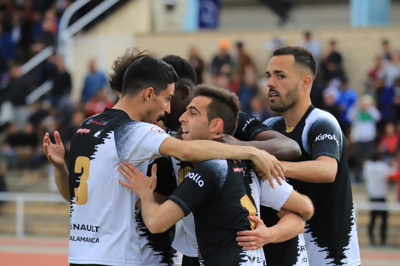 Fotos: Partido entre el Unionistas y Fuenlabrada