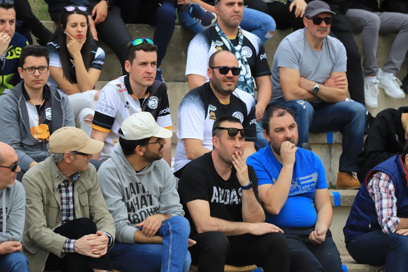 Fotos: Partido entre el Unionistas y el Fuenlabrada (2/2)