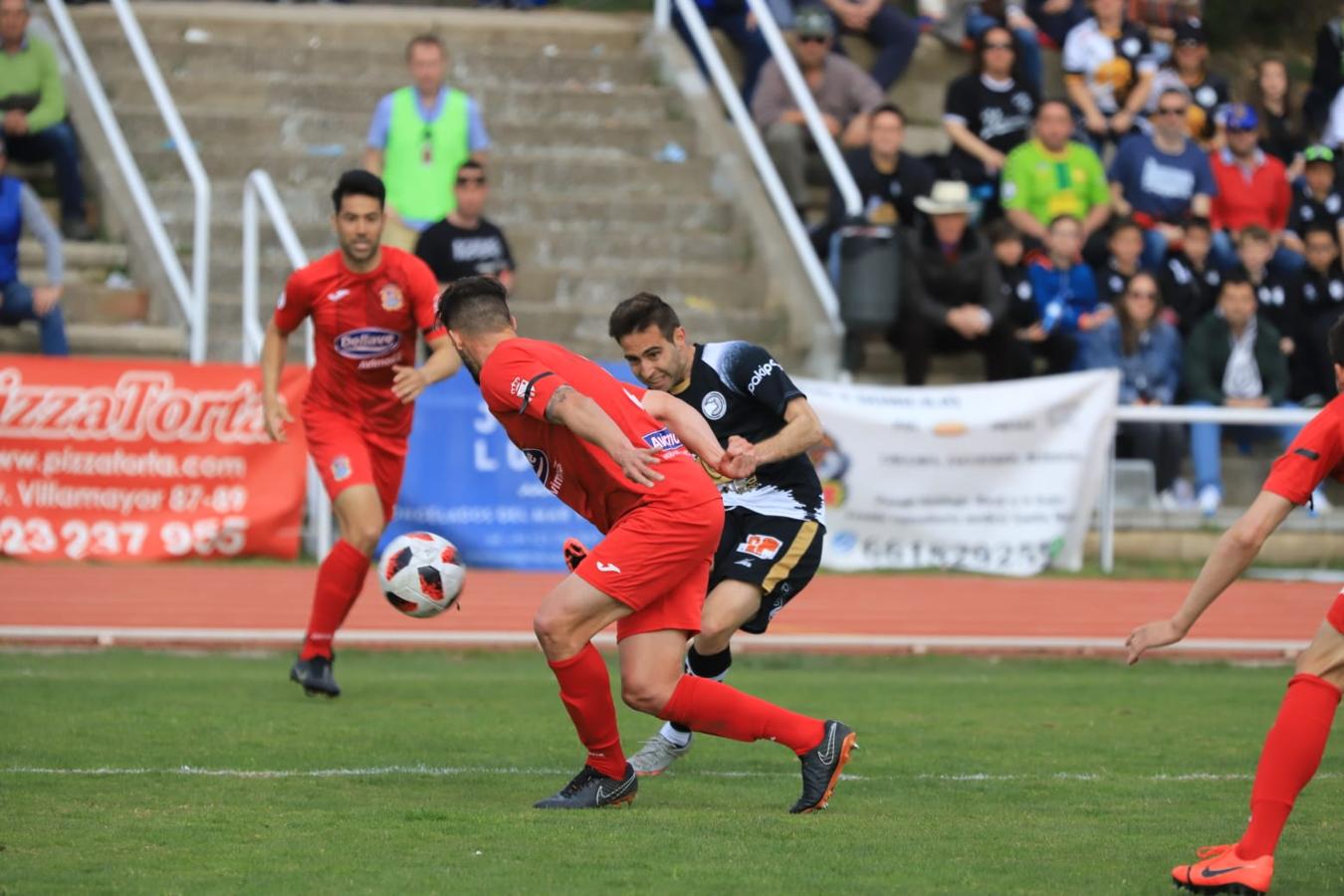 Fotos: Partido entre el Unionistas y el Fuenlabrada (2/2)